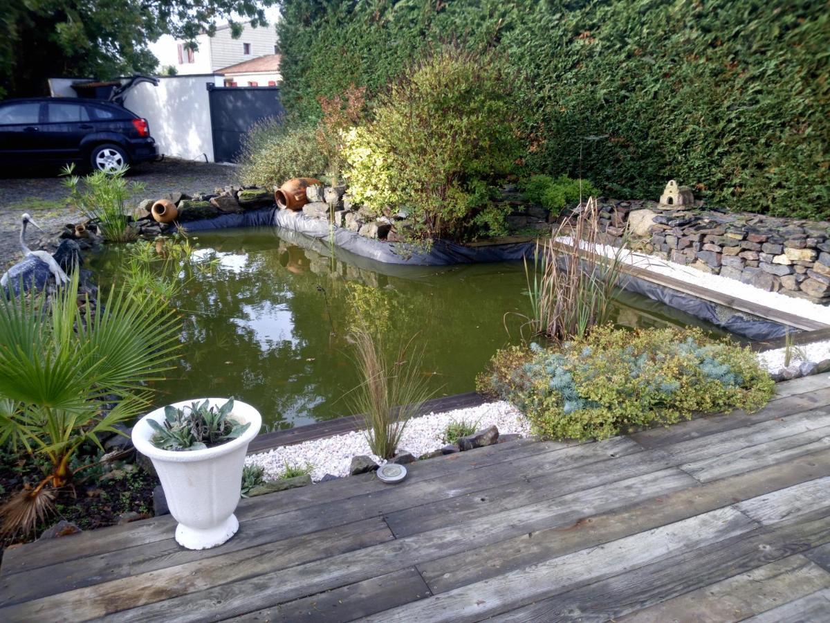 Bed and Breakfast Mas Des Vignes Piscine Chauffee Le Champ-Saint-Pere Екстер'єр фото